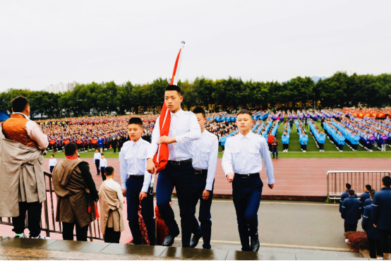 喜迎建党百年•筑梦大美龙职