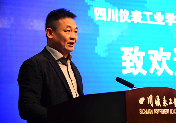 图片2 四川仪表工业学校校长李波 学校供图 华龙网发